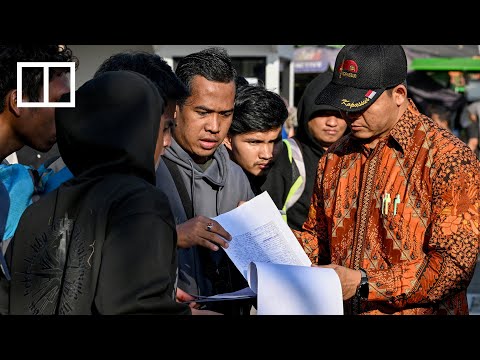 Hundreds of Indonesians leave Cambodian scam centres