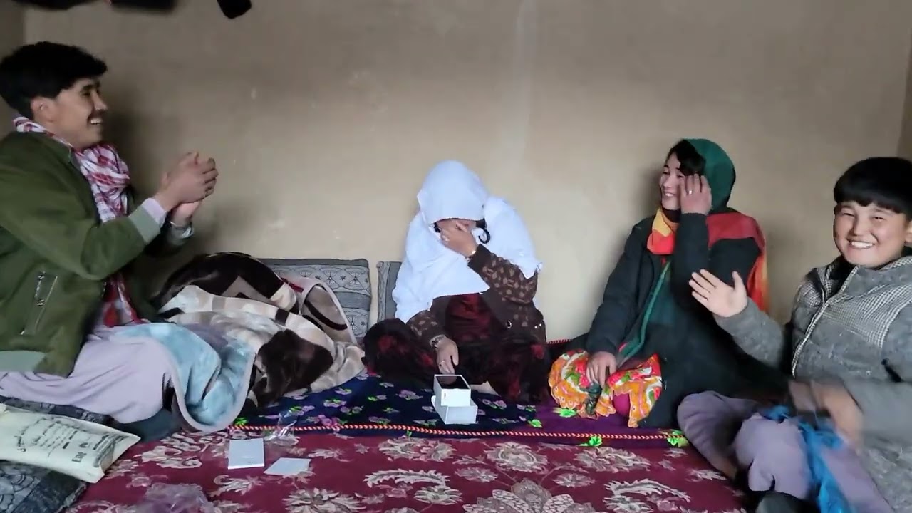 سورپرایز باورنکردنی برای مبارکه 😱لحظه ای غیر منتظره که مبارکه شوکه شد😭واکنش حیه جانی مبارکه😲