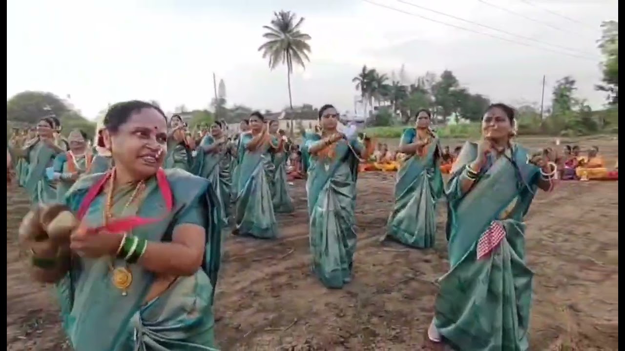 रणरागिनी ग्रुप महिला टाळपथक ओतूर यांचा 