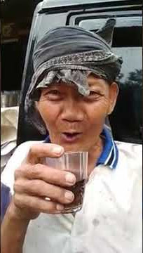 Kakek legend #nawarin kopi mari ngopi