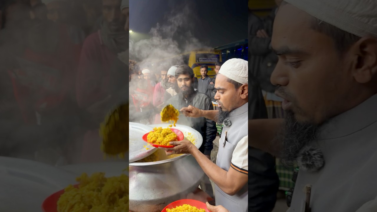 মাত্র ২ টাকা প্লেট খিচুড়ি খেতে লম্বা লাইন।