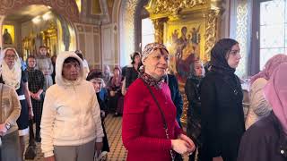 Митрополит Игнатий совершил Вечерню в соединении с Литургией свят. Василия Великого