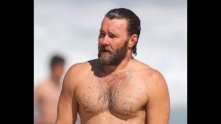 Joel Edgerton Bondi Beach 2019