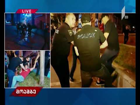 რუსთაველის გამზირზე აქციის მონაწილეებს აკავებენ