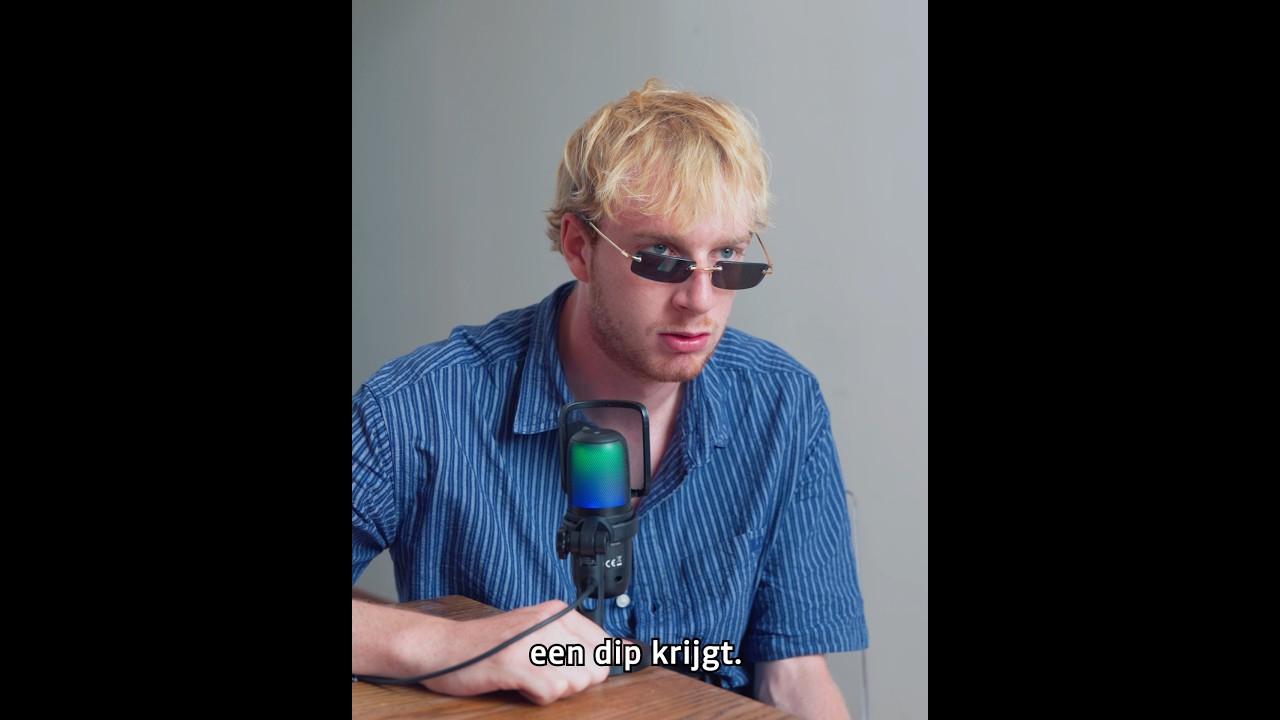 Mannen met een podcast! 😂🎙️