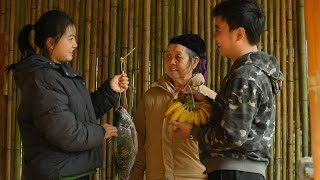 Download Lagu Phu gave May fish, May gave him bananas in return | Enjoying a delicious lunch together MP3