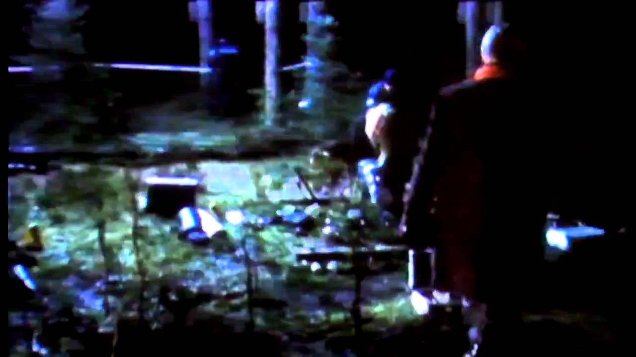 Tulikuuma Oloneuvos policedog few minutes in TV-series