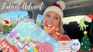 VLOGMAS DAY 9!!! Opening a 🎄CHRISTMAS FIDGET ADVENT CALENDAR!! 🎄SCAMMED😡