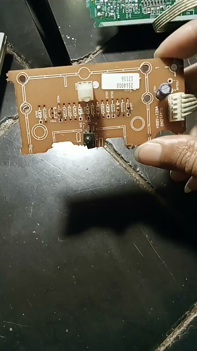 tv Polytron slim indikator kedip cepat