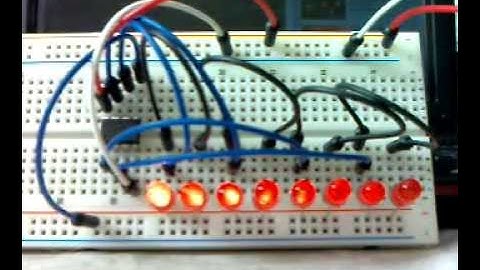 ATtiny85 @ 8 MHz - Knight Rider II