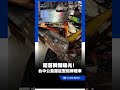 砸落瞬間曝光！台中公益路巨型招牌高空崩塌「重砸瑞典坦克」女乘客毫髮無傷！｜三立新聞LIVE