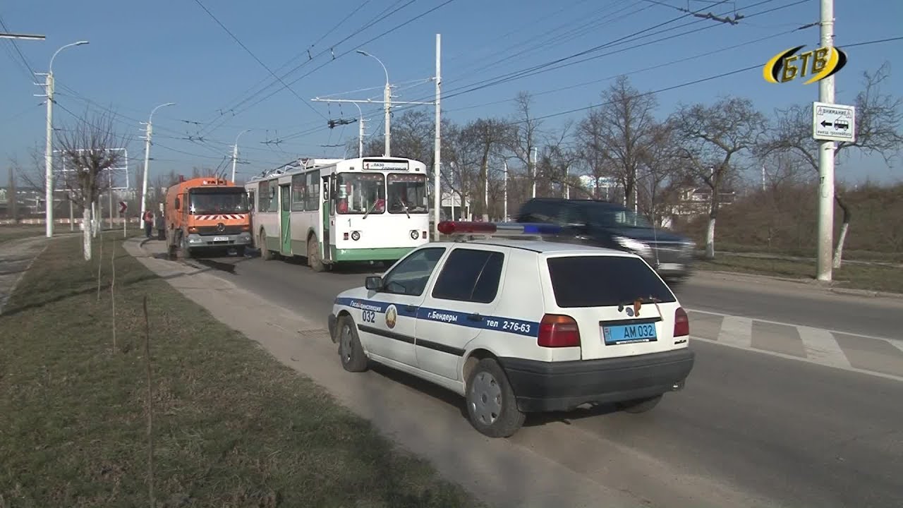 Троллейбус попал в ДТП