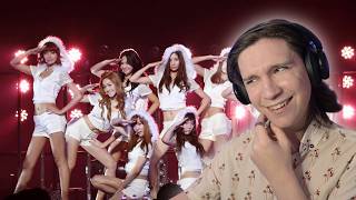 DANCER REACTS TO GIRLS' GENERATION 소녀시대 | 2010 Premium Showcase Stage in TOKYO