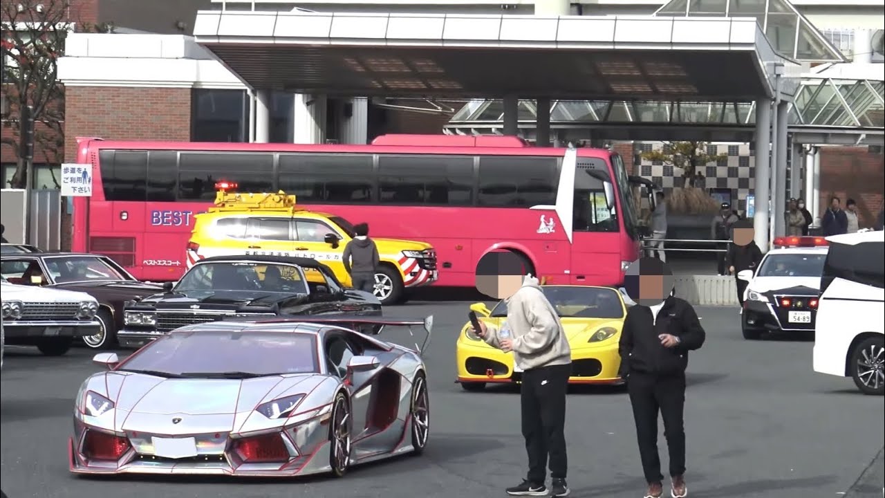 【大黒PA】カオスすぎる バーンナウトからのイキリダッシュ失敗…警察が説得するも大勢のギャラリーとカスタムカーが集まり無法地帯 スーパーカー空ぶかし爆音サウンド/Supercar Sound
