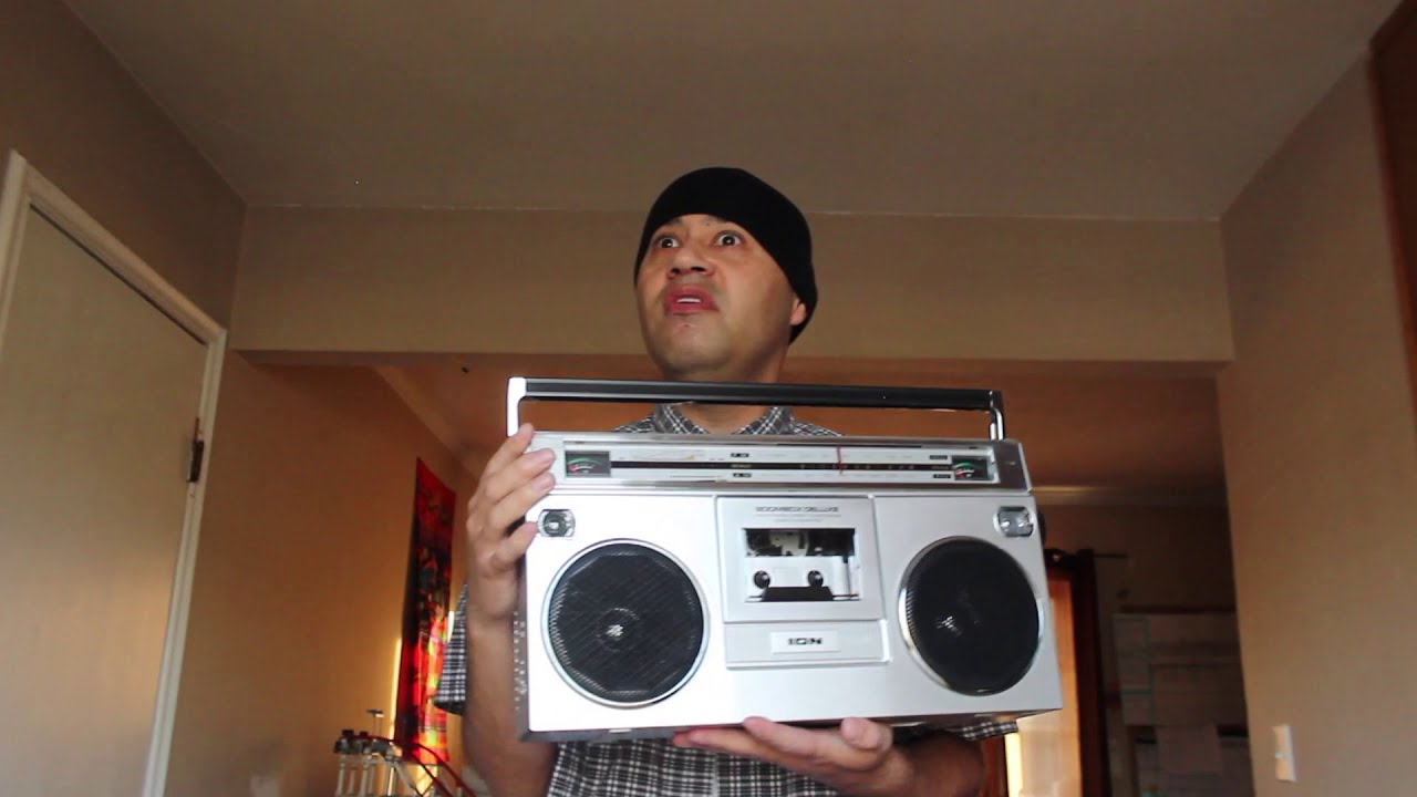 Herman Does a review on a ION Boombox Deluxe#BoomBox#Cholo#Actor#Review#IONBoomBoxDeluxe#Boombox 