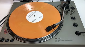 Technics Turntable SL 1600 Demo