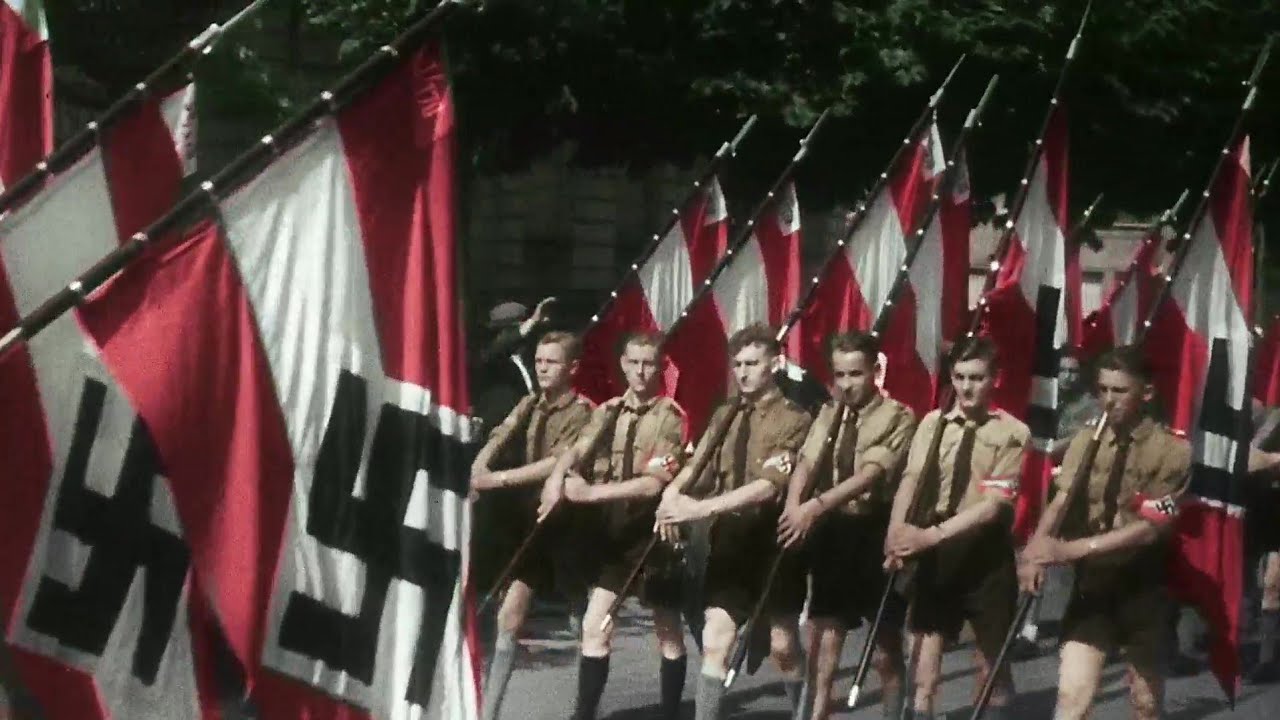 ⁣Die Jugend marschiert [German + English Lyrics]