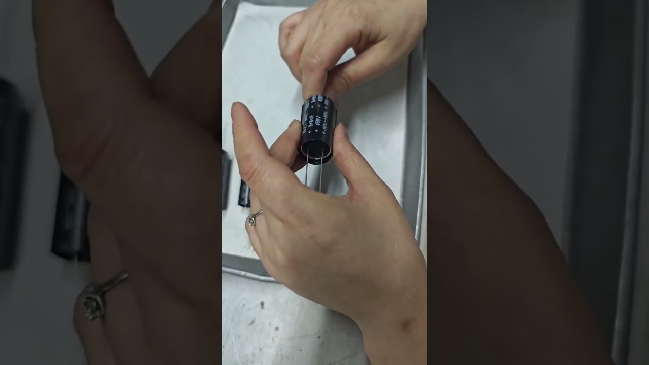 WEET WAC Dual Axial Polarized Aluminum Electrolytic Capacitors