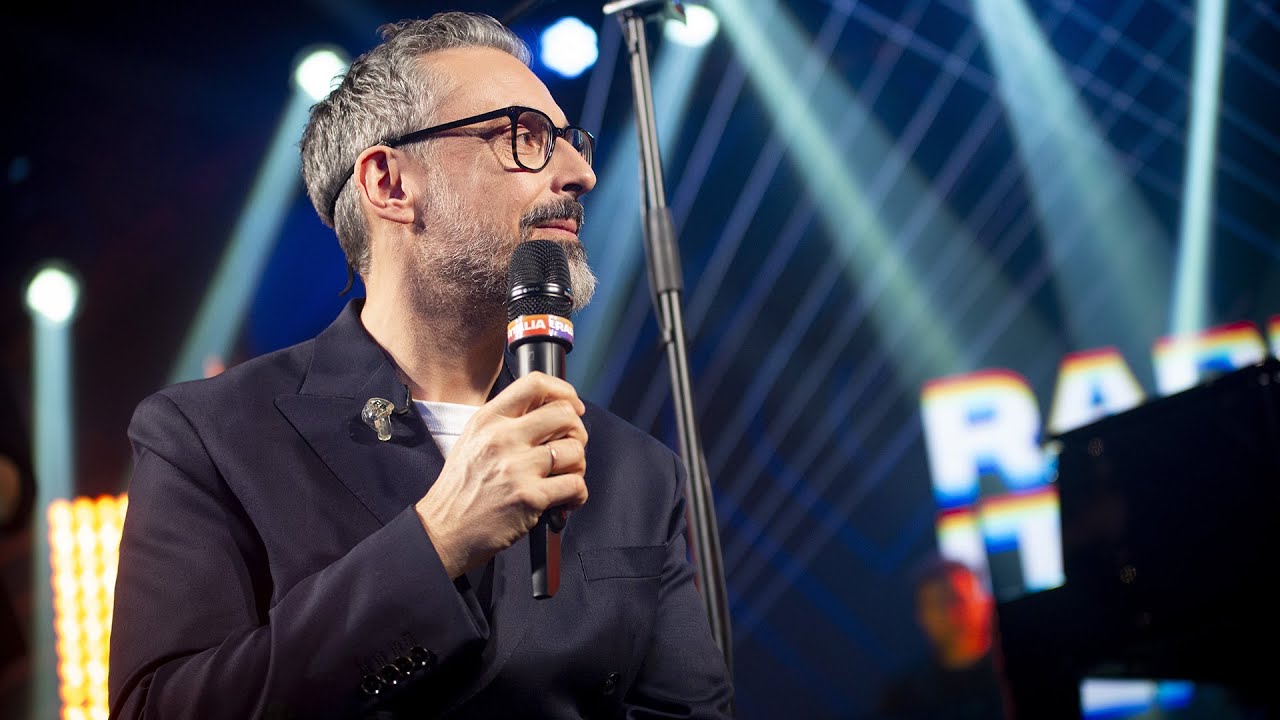 Brunori Sas - Il morso di Tyson 💥 (Radio Italia Live 11/04/2025)