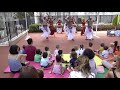 Festival du folklore  la farandole  crche les iris