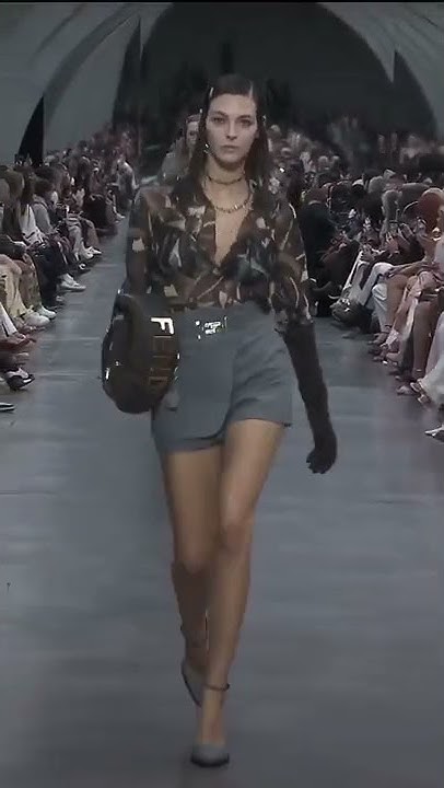 the-most-famous-runway-models-shorts-youtube