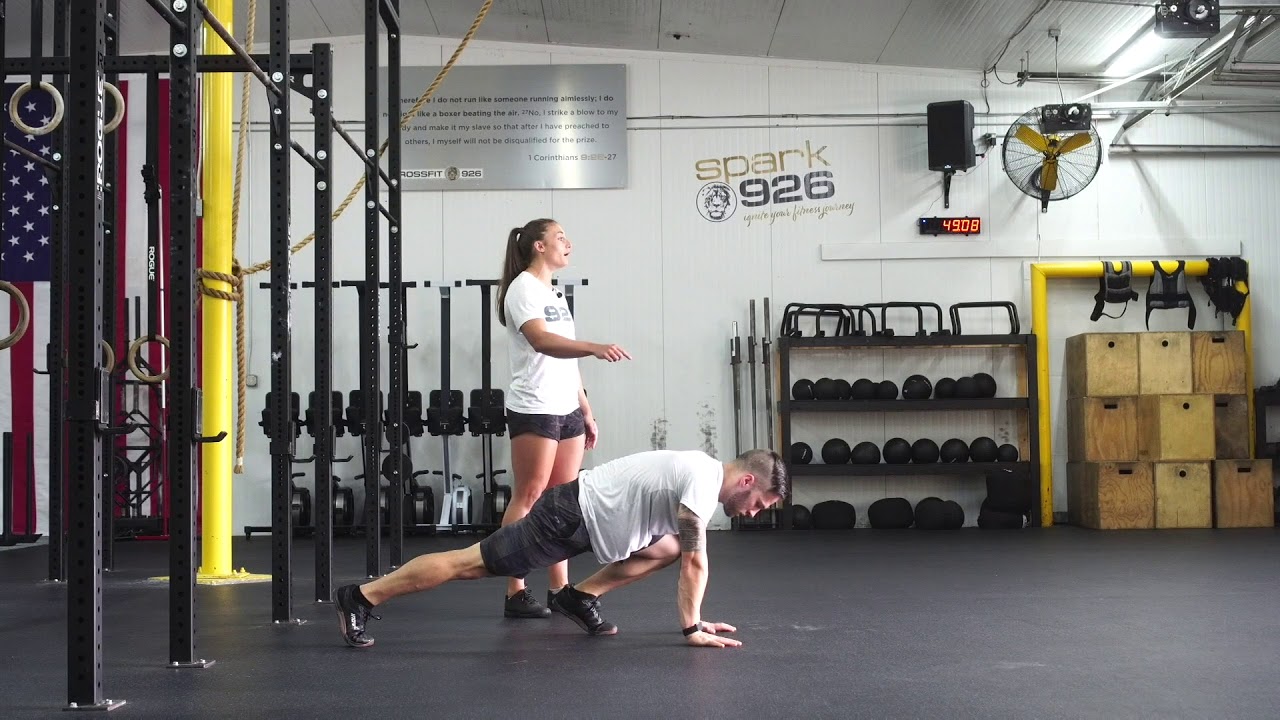 CrossFit 926. Movement Library - Mountain Climbers.
