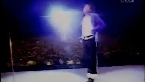 Michael Jackson — Man In The Mirror | Bad Tour live in Rome (May 24th, 1988) Pro Footage