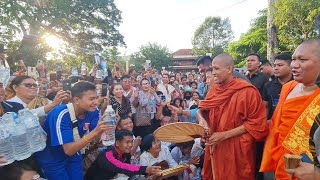 ដំណើរព្រះអង្គធម្មវនវាសី ចន្ទមុនី ព្រះសង្ឃធុតង្គកំពុងល្បី ផ្អើលអស់មនុស្សាក្នុងប្រទេស