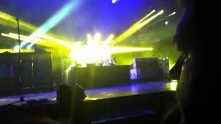 Travis Barker drum solo O2 Dublin 12/6/12