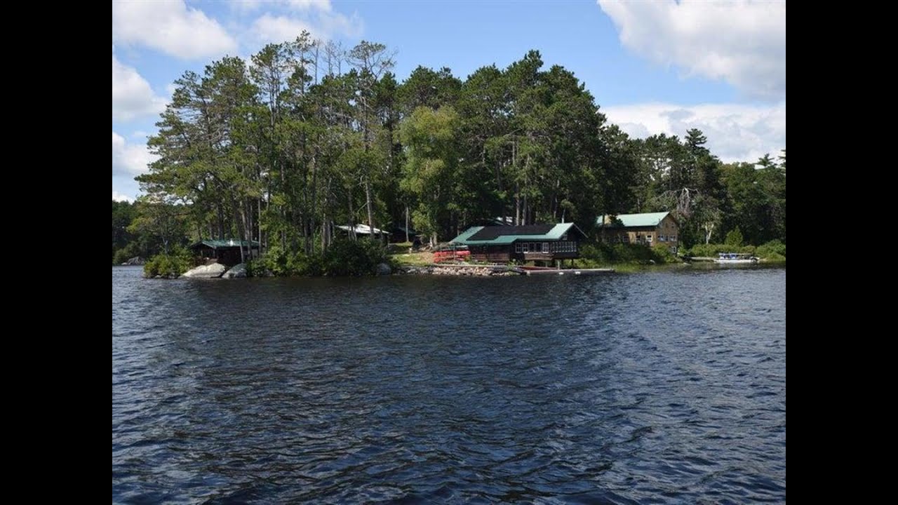 A turnkey legacy property in the Katahdin Region