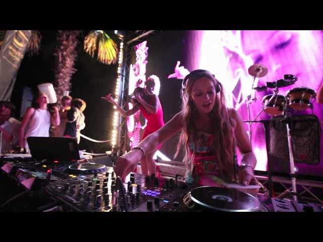 High on Heels - Live at Nikki Beach  St Tropez