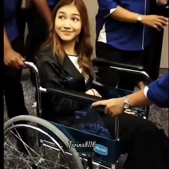 #mengenang Melitha Saat Di rumah sakit bersama keluarga dan sahabatnya 🥀🕊️