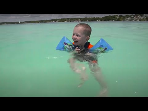 Vidéo: Meilleures vacances en bord de mer pour les familles actives: l'aventure de la vie marine