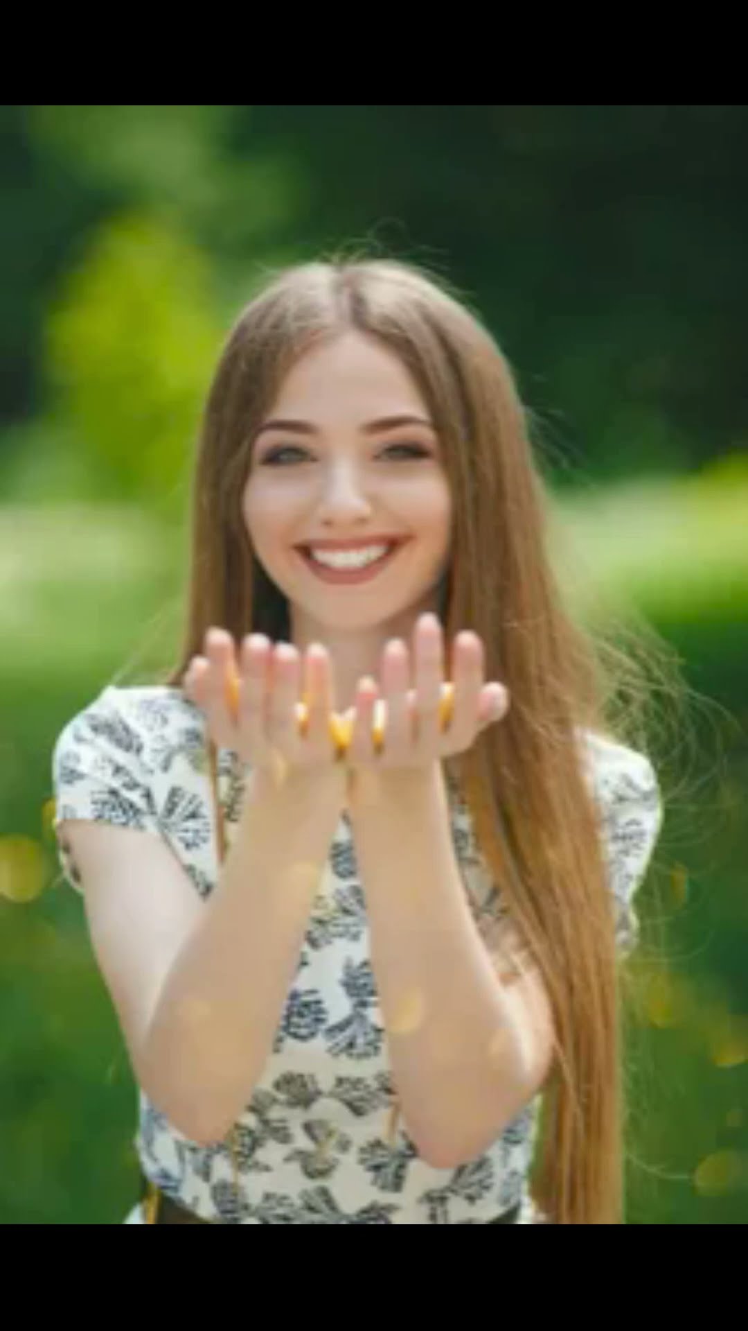 Молодая симпатяжка Magda