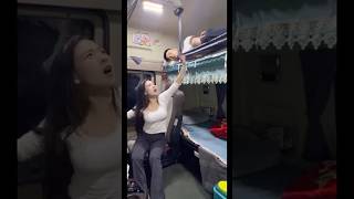 Cuộc sống vợ chồng trên xe tải #truck #automobile #nutaixe #truckdriver #girltrucker #trucklife