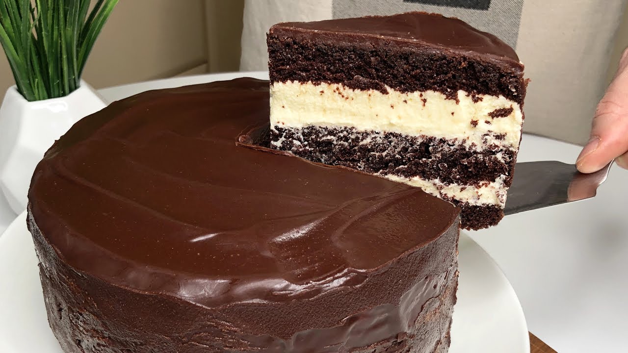 НЕРЕАЛЬНО ВКУСНЫЙ ТОРТ 🍰 Очень ВКУСНЫЙ шоколадный торт с кремом Пломбир!