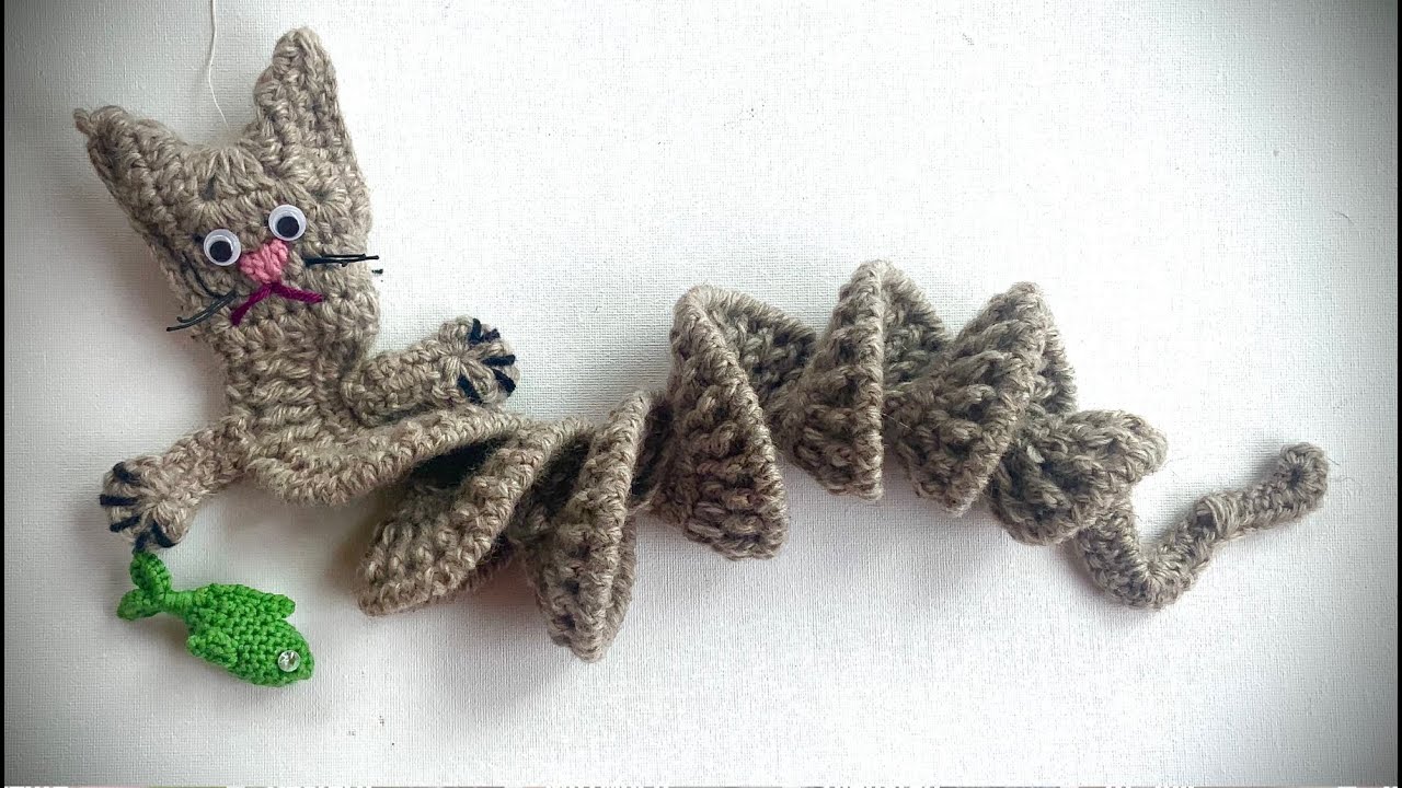 WINDSPINNER   KATZE 🐈‍⬛ mit 🐟 #häkeln #petraperle #windspinner #haekelanleitung  #glückswürmchen