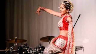 Apsara aali ..Dance performance by Sonali Kulkarni in London