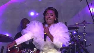 Sindi Ntombela  Kunomehluko (LIVE)