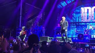 Billy Idol performs Eyes Without a Face at Cruelworld '23