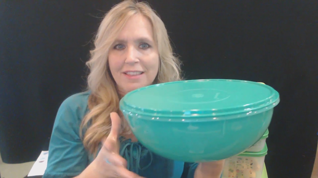 Tupperware Fix N Mix Bowl Classic Favorite Big Bowl Just like Mom's