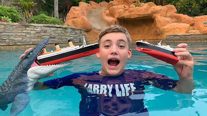 Larry Life Titanic Jurassic World Mosasaurus Pool Attack!