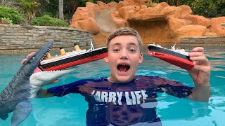 Larry Life Titanic Jurassic World Mosasaurus Pool Attack! screenshot 4