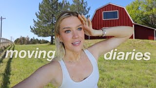 Thumbnail for MOVING INTO MY MY HOUSE... *cleaning out my disgusting hoarder barn*