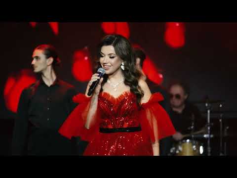 Ірина ЗІНКОВСЬКА - ТРОЯНДИ І ШИПИ (LIVE з концерту)