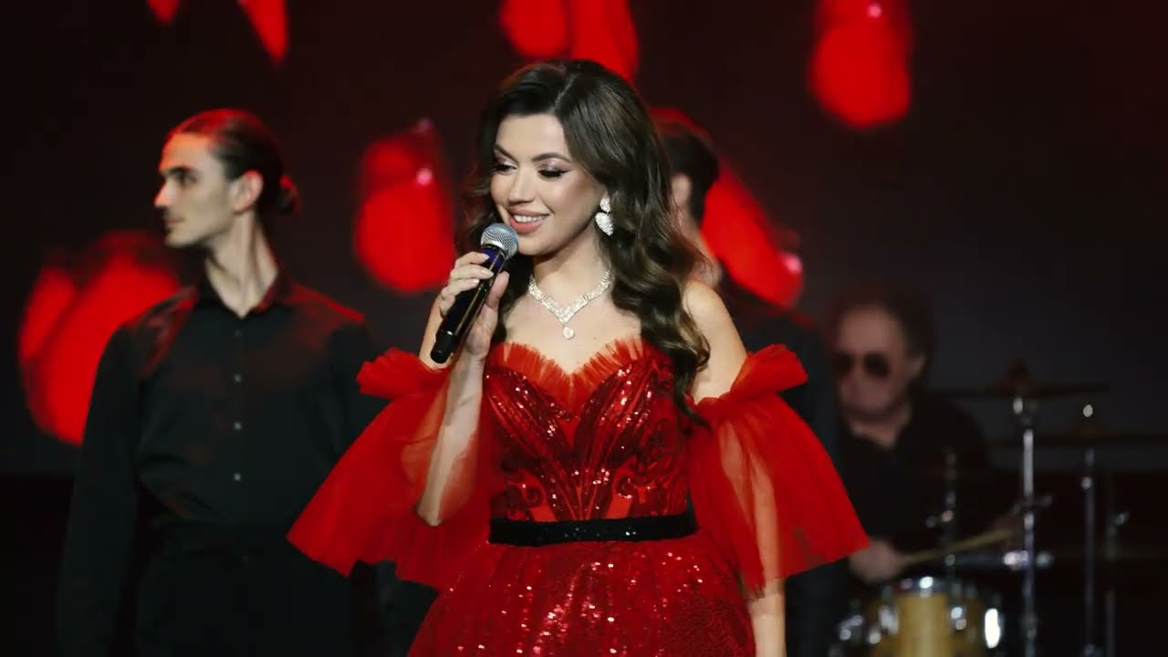 Ірина ЗІНКОВСЬКА - ТРОЯНДИ І ШИПИ (LIVE з концерту)