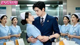 A doctor knocks over a nurse’s delivery—and falls for her at first sight! #drama #kdrama #cdrama screenshot 5