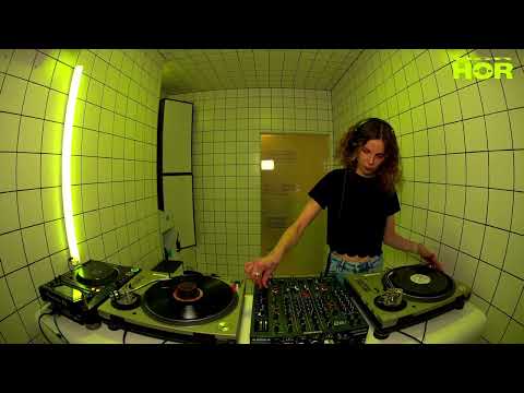 Nathalie Seres | HÖR   May 9 : 2023