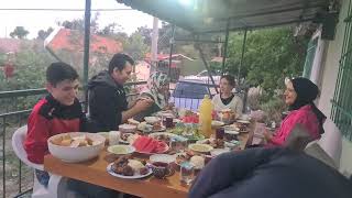 MİSAFİRLERİMİZE MERMERDE IZGARA ODUN ATEŞİNDE YEMEK KARA ÇAYDANLIKTA ÇAY by şahin Video 13,256 views 1 month ago 23 minutes