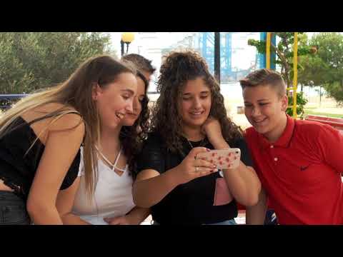 Social Network Clip6